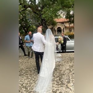 Chapel length wedding veil